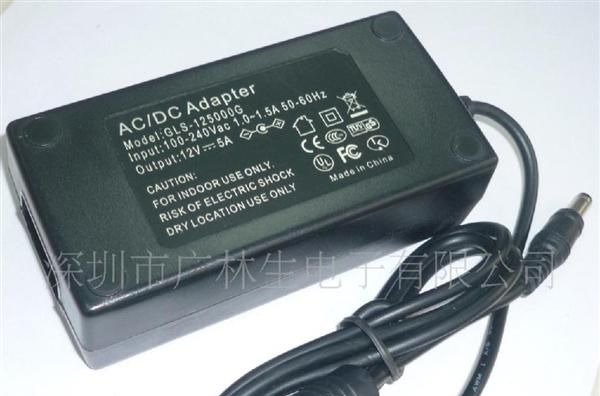 供应经CE认证的LED12V5A灯带电源适配器