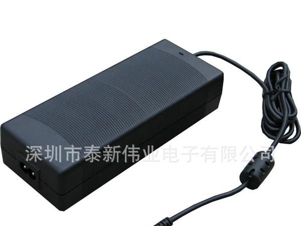 厂家供应品质保证 12V2A 开关电源适配器 LED灯条电器LED室内装饰