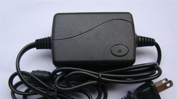 监控 摄像专用电源  12V1A