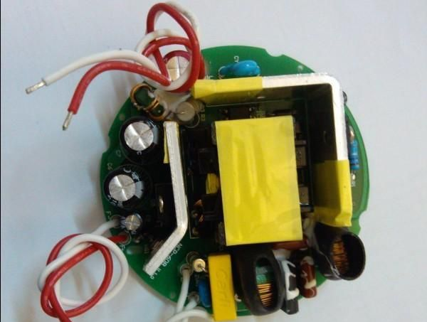 美规 玉米灯电源 LED恒流源110V-305V输入LED恒流电源 60W-80W