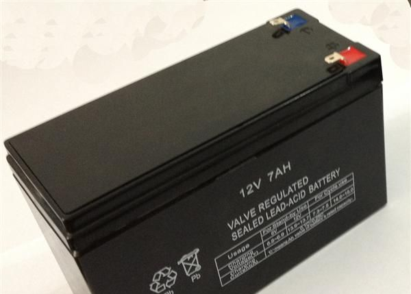 销售12V7AH铅酸免维护蓄电池