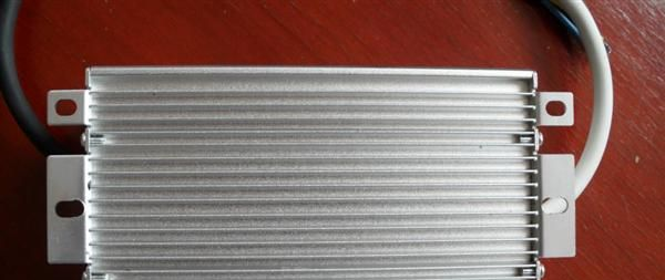 100W 市电LED驱动电源