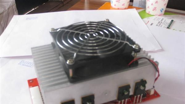 LED老化电子负载