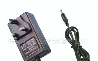 供应LED驱动电源 24V1A插墙式电源适配器