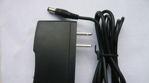 供应8.4V锂电池充电器