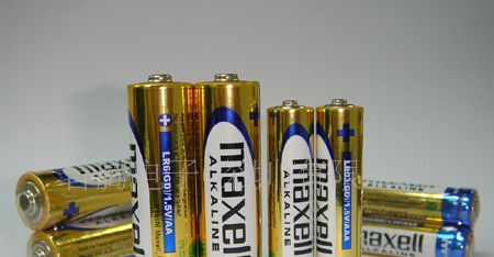 供应日本日立万胜MAXELL进口品牌AA与AAA碱性电池
