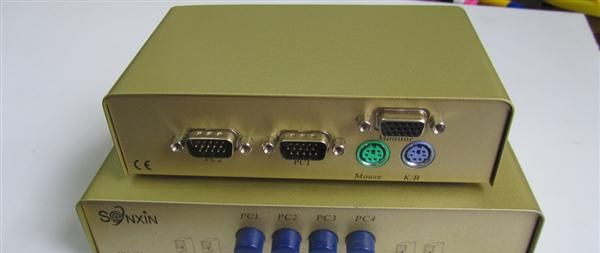 4口KVM切换器 电脑切换器 鼠标键盘VGA切换器 KVM切换器