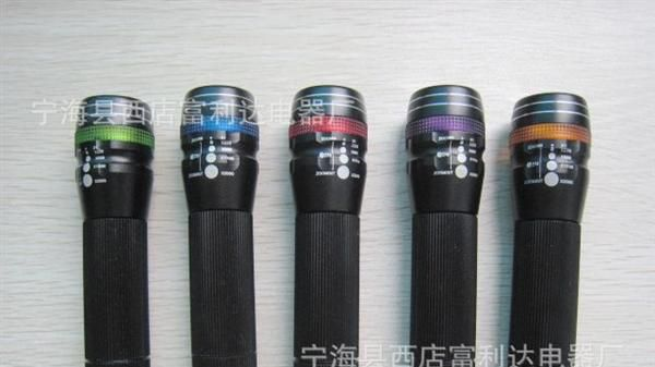 节能环保的铝手电筒