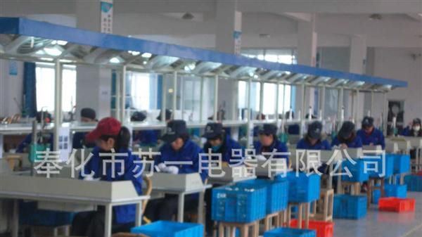厂家直销9LED铝合金手电筒 五档功能手电筒 彩光手电筒