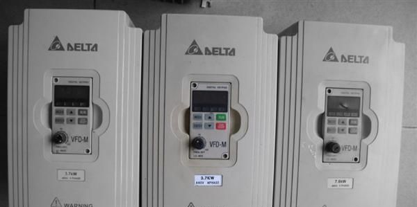 二手台达变频器VFD075M43A