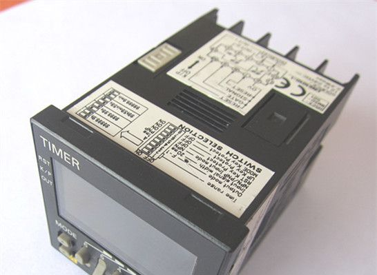 欧姆龙时间继电器 H5CX-BWSD-501 12-24VDC原装，现货热卖
