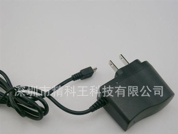 供应5V1A<font color=red>锂电池</font>充电器，红绿转灯 欧规