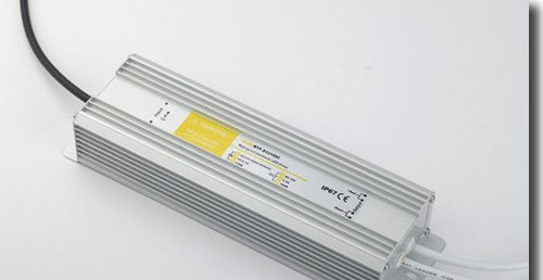 供应<font color=red>LED电源</font> 12V80W防水<font color