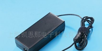 桌面式24V2.5A<font color=red>电源</font>适配器(品字尾；梅花尾可选择）