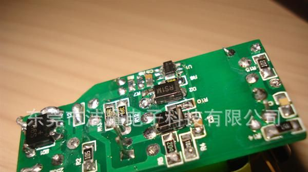 供应 LED驱动器  内置LED驱动器 隔离式LED驱动器 5*1W