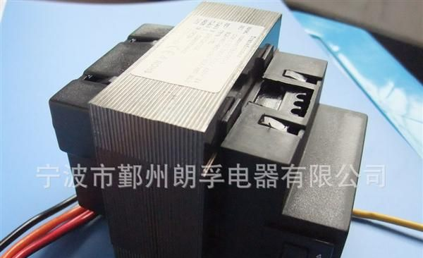 供应75410FC-X，24V电机专用变压器，功率75VA，带过流保护器