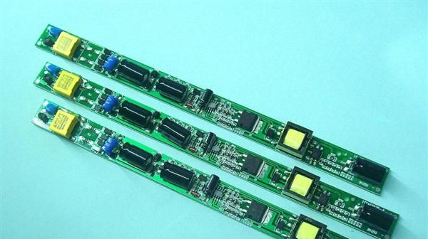 新款非隔离性18W   T10   <font color=red>LED</font>日光灯全电压