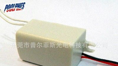 外置<font color=red>LED电源</font>1*3W <font color=red