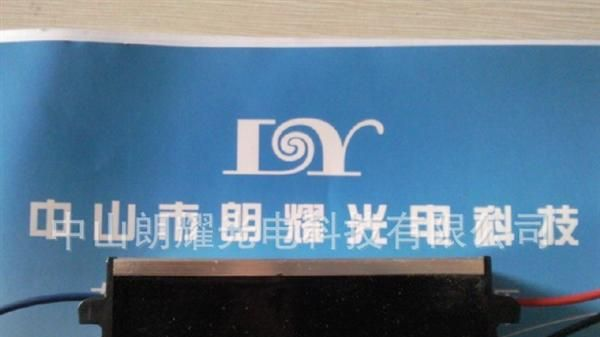 <font color=red>LED</font> 14串4并路灯 高功率因数 恒流防水<font