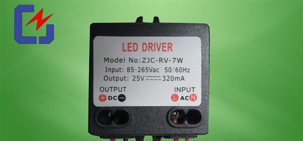 7W <font color=red>LED</font>筒灯天花灯外置带塑壳驱动<font col