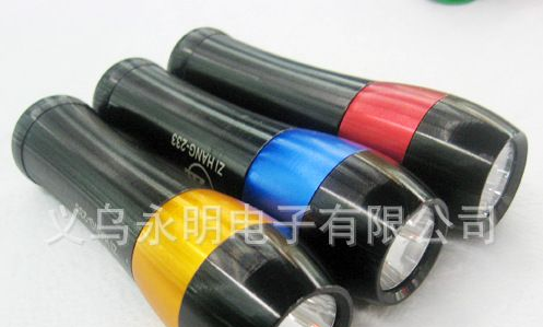 工厂直供9LED手电筒/迷你手电筒