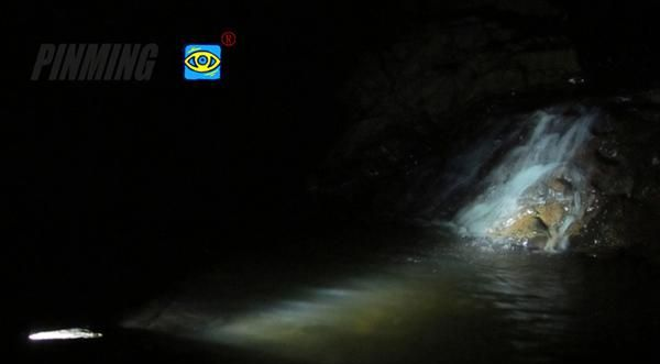 LED手电筒生产厂家推出礼品钥匙登山扣钮扣电子迷你伸缩LED手电筒
