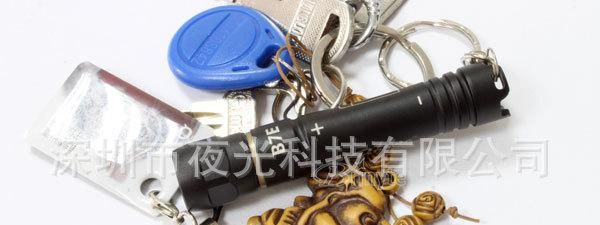 Brinyte B7E黑色 cree R5 进口LED灯芯 袖珍手电 迷你小巧