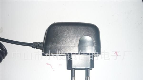 厂家供应探照灯12V/1A<font color=red>充电</font>器 钓鱼灯<font