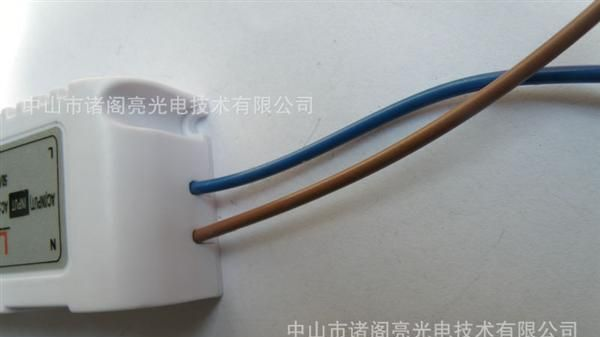 供应高品质，塑料壳 9W<font color=red>LED</font>天花灯恒流驱动<font