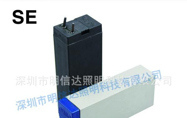厂家大量供应白壳、蓝盖等不同颜色的4V<font color=red>铅酸电池</font> 手电筒