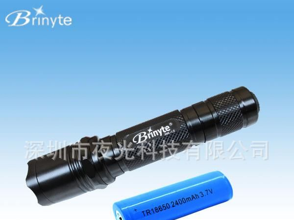 户外登山LED手电筒 Brinyte D88黑色 CREE t6白光手电筒 深圳夜光