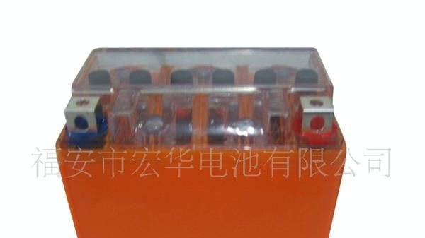 供应云南瑞丽、河口、凭祥、各地摩托车蓄<font color=red>电池</font>(图)