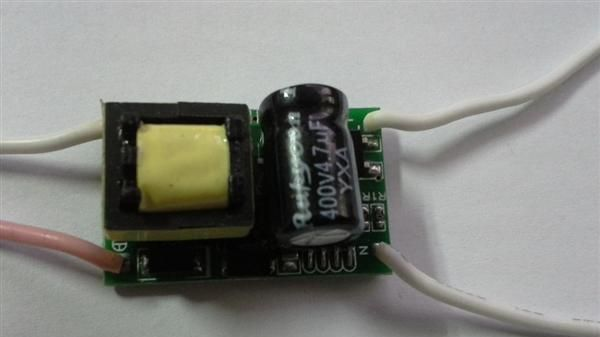 LED球泡灯具驱动电源