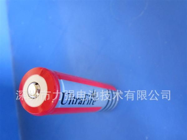供应现货带保护板红色UItraFire神火<font color=red>电池</font>1865