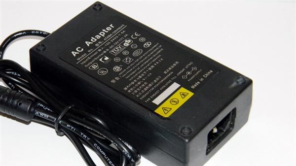 12V7A适配器 85W12V <font color=red>led电源</font>适配器12V