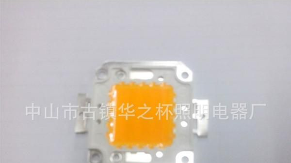 供应20W紫光大功率LED灯珠 光源 采用蓝光35mil芯片 集成10串2并