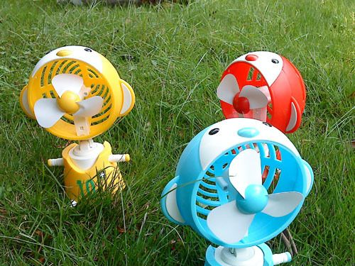 伊品堂开心仔风扇，usb<font color=red>电池</font>两用风扇，足球风扇