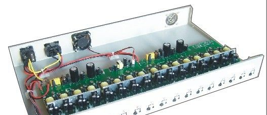 4.2V/1.2A  16组输出<font color=red>充电</font>器（铝合金外壳）