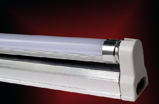 LED日光灯图片 led日光灯恒流电源