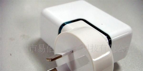供应 多功能转换<font color=red>充电</font>器 USB<font color=