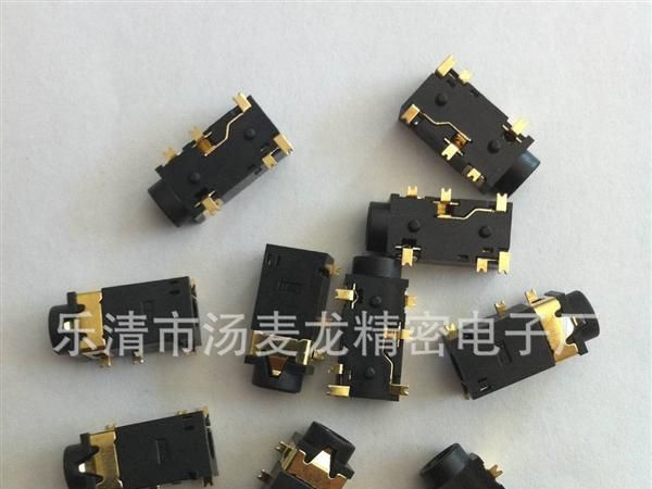 3.5耳机插座 DC插座 USB接口 轻触开关 382