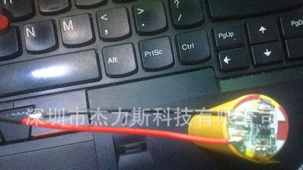 江苏厂家LED灯手电筒18650<font color=red>电池</font>2000mA 圆形
