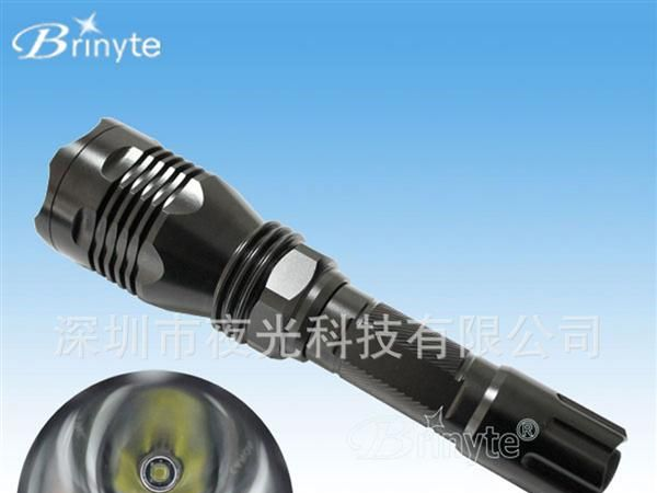 Brinyte C5  超亮远射王手电筒CREE T6正白光 质量保证