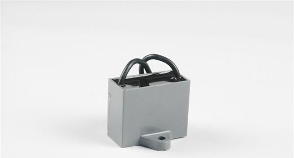 金属化聚丙烯薄膜交流电动机电容器CBB61