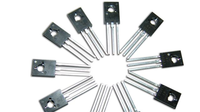 供应三极管TO-92,TO-92L,TO-126等型号产品.