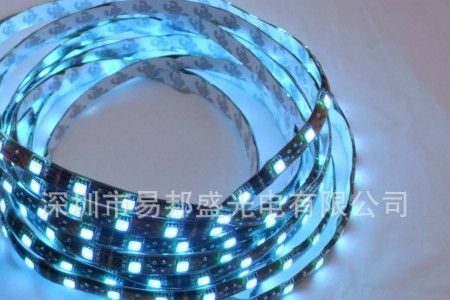 供应LED灯条，贴片灯条，七彩灯条，5050灯条