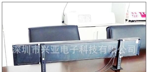 LED车载屏/LED出租车载屏/出租车LED广告屏/出租车后窗屏(U盘)