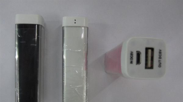 移动电源 批发 工厂供应大容量2200毫安手机充电宝 应急充