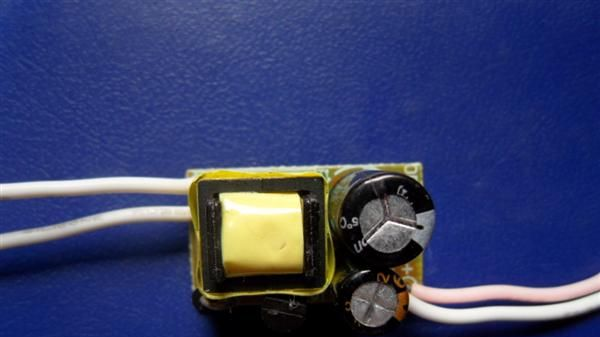 供应蜡烛灯电源 1X3W电源 1*3W驱动 1X3W恒流电源 1*3W LED驱动