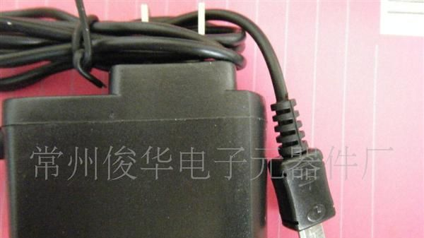 摩托V8直充，V8旅行充，V8快事直充